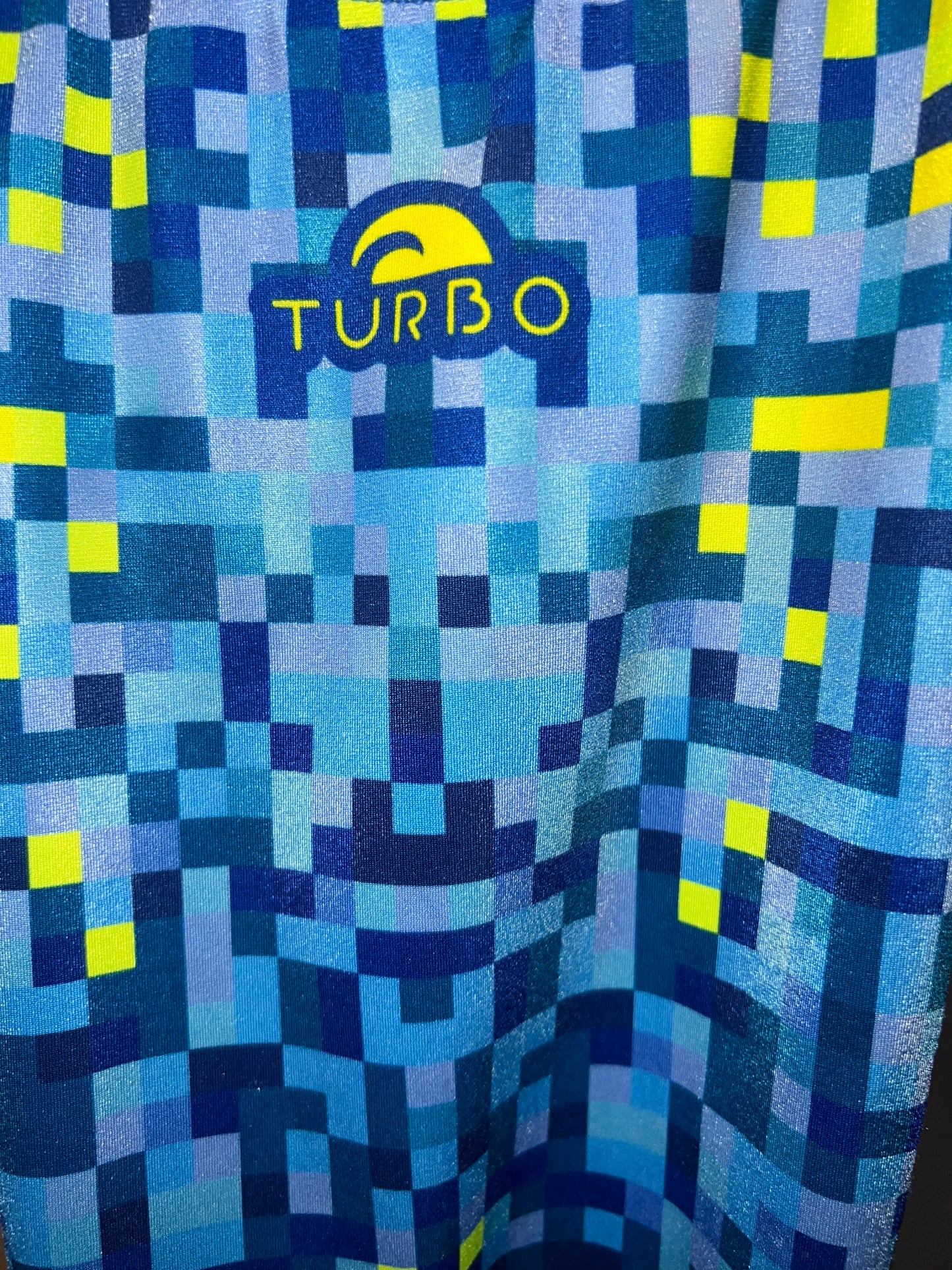 Pixel ladies swimming